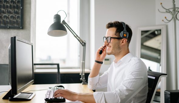 pexels-yan-krukau-8867435